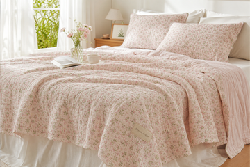 Dream drape Korean floral quilted bedding hero image